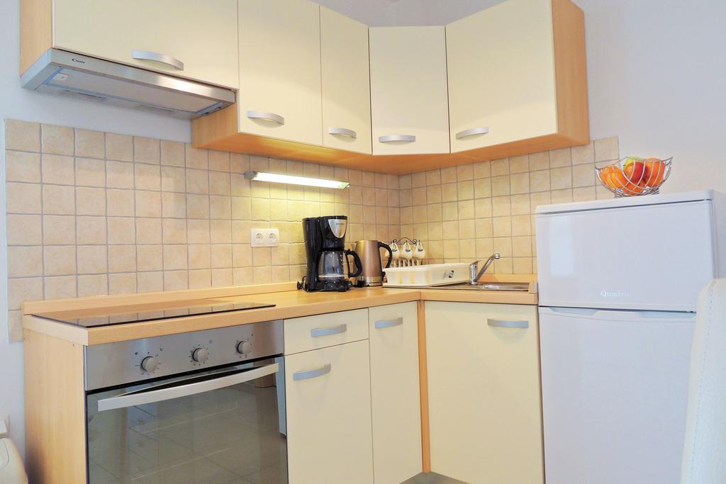 Private accommodation KIRINCIC Vrh  Esterno foto